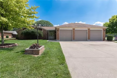 7522 Abraham Ct, Dayton, OH 45414