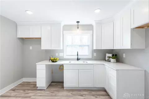 5887 Ropes Dr, Cincinnati, OH 45244 photo 14