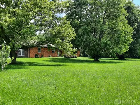 10688 Morrow Woodville Rd, Blanchester, OH 45107