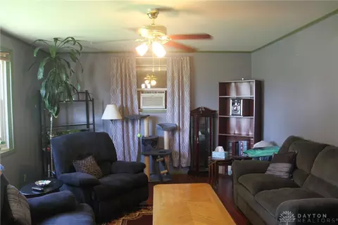3827 View St, Cincinnati, OH 45244 photo 4