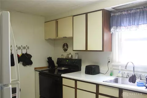 3827 View St, Cincinnati, OH 45244 photo 9