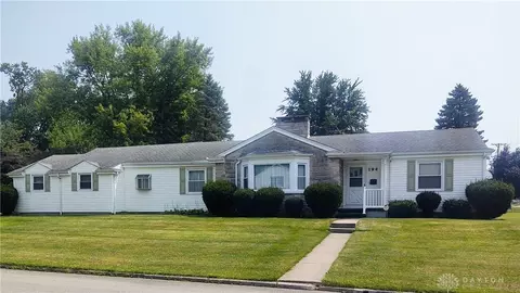 194 Fischer St, Wilmington, OH 45177
