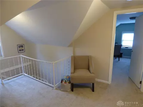 3323 De Forest Dr, Cincinnati, OH 45209 photo 20