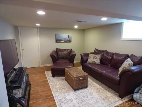 3323 De Forest Dr, Cincinnati, OH 45209 photo 26
