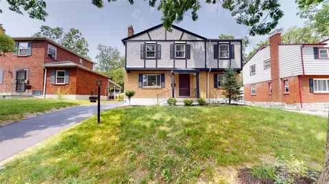 1030 Towanda Ter, Cincinnati, OH 45216
