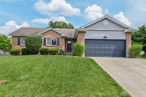 4818 Long Dr, Liberty, OH 45011