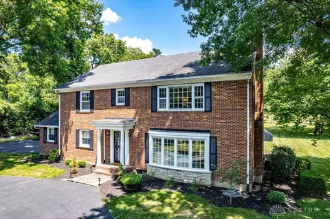 5980 Fairham Rd, Hamilton, OH 45011
