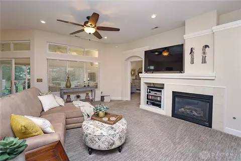 3523 Macpherson Pl, Cincinnati, OH 45245 photo 8