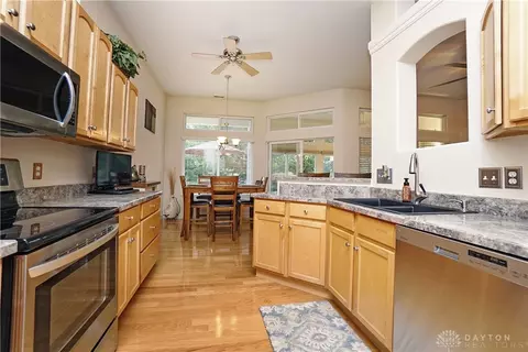 3523 Macpherson Pl, Cincinnati, OH 45245 photo 13