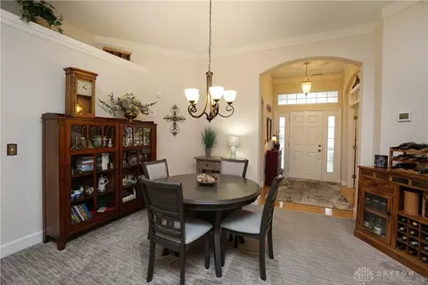 3523 Macpherson Pl, Cincinnati, OH 45245 photo 6