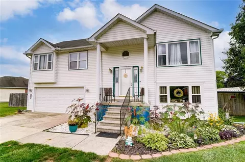 757 Glenwood Dr, Jamestown, OH 45335