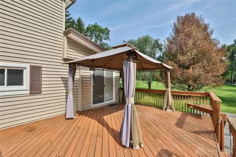 960 N Hampton Rd, Springfield, OH 45504 photo 28