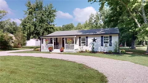 2006 Cedarville Rd, Goshen, OH 45122