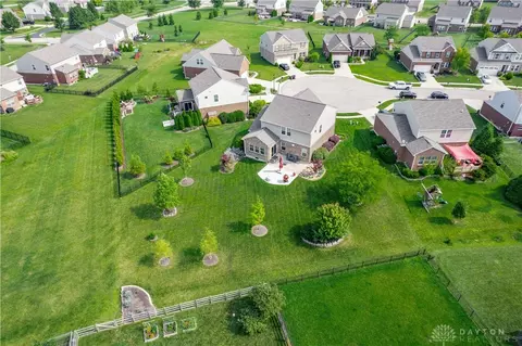 9761 Brooks Bend Ct, Centerville, OH 45458 photo 31