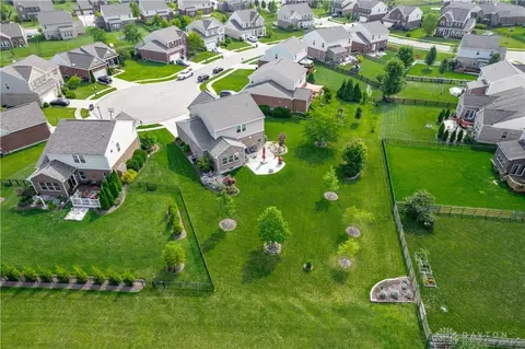 9761 Brooks Bend Ct, Centerville, OH 45458 photo 30