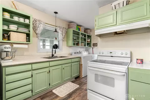 133 E Doris Dr, Fairborn, OH 45324 photo 7