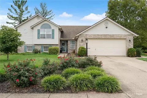 1 Hillsdale Dr, Franklin, OH 45005
