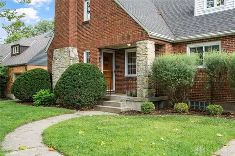 135 Canterbury Dr, Dayton, OH 45429 photo 26