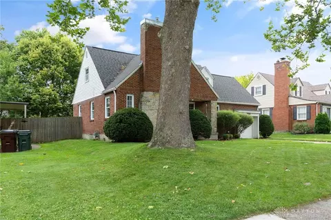 135 Canterbury Dr, Dayton, OH 45429 photo 28