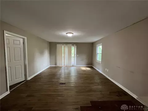 2568 Adams Rd, Cincinnati, OH 45231 photo 4