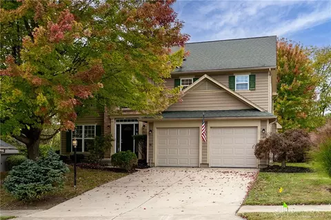 2583 Quail Run Dr, Fairborn, OH 45324