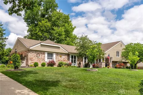 6679 Statesboro Rd, Dayton, OH 45459
