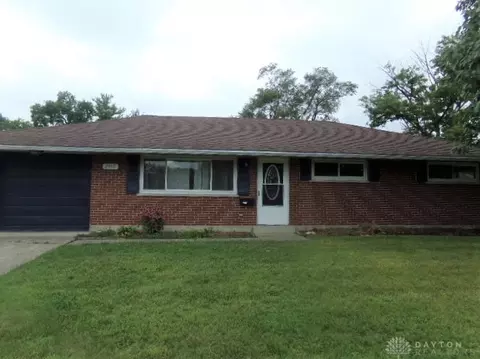2450 Bushwick Dr, Dayton, OH 45439