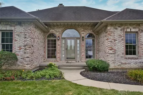 4127 Tree Line Ave, Springfield, OH 45502 photo 2