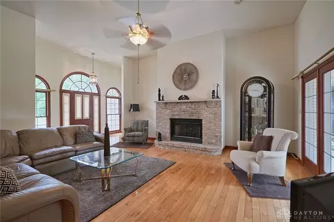 4127 Tree Line Ave, Springfield, OH 45502 photo 6