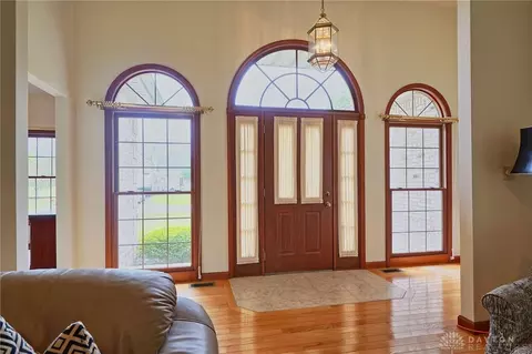 4127 Tree Line Ave, Springfield, OH 45502 photo 3