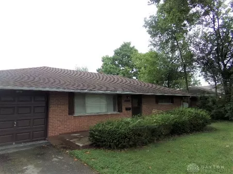 3559 Waterbury Dr, Dayton, OH 45439