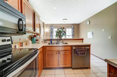 5982 Ridgewood Rd, Springfield, OH 45502 photo 8