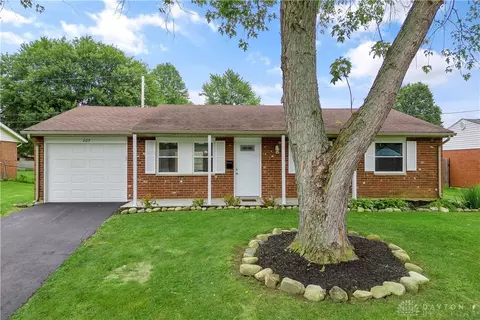 207 Colorado Dr, Xenia, OH 45385
