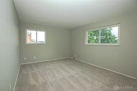 1124 Gracewind Ct, Cincinnati, OH 45231 photo 11