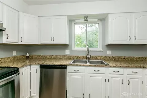 1124 Gracewind Ct, Cincinnati, OH 45231 photo 20