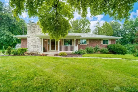 4195 Crystal View Ct, Cincinnati, OH 45241