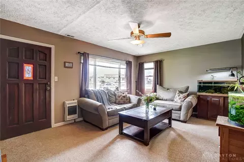 2841 Acosta St, Kettering, OH 45420 photo 5