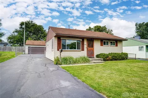 2841 Acosta St, Kettering, OH 45420 photo 2
