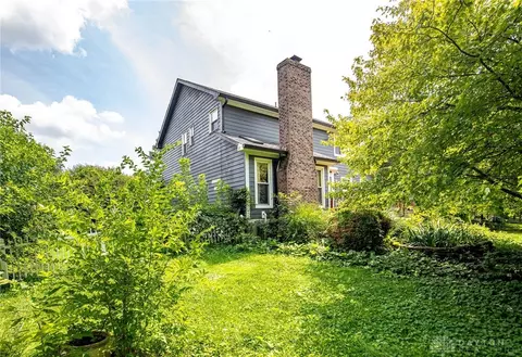 7207 Stonebrook Ct, Liberty Township, OH 45044 photo 2