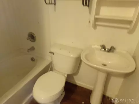 2022 W Galbraith Rd, Cincinnati, OH 45239 photo 8