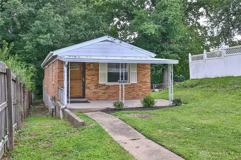 8288 Cheviot Rd, Cincinnati, OH 45247
