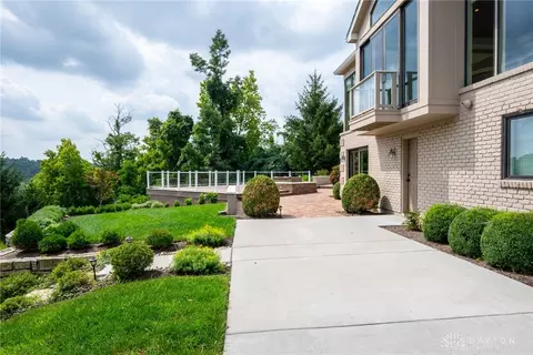 2868 Alpine Ter, Cincinnati, OH 45208 photo 33