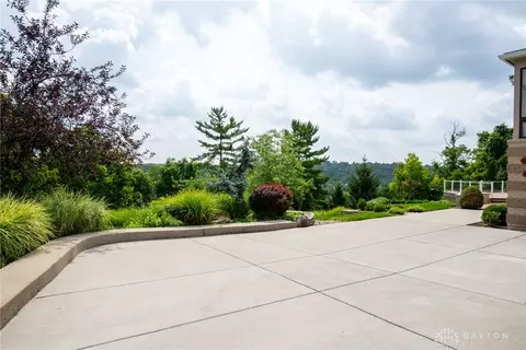 2868 Alpine Ter, Cincinnati, OH 45208 photo 32