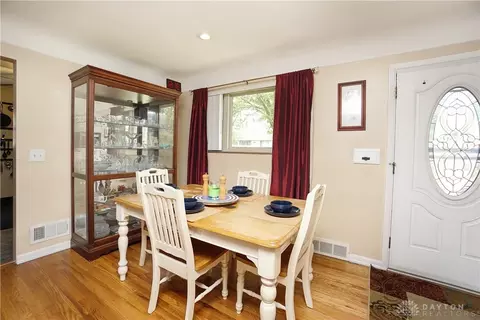 8670 Elmtree Ave, Cincinnati, OH 45231 photo 6