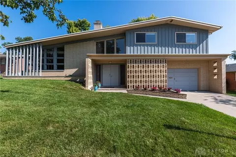 635 Rockhill Ave, Kettering, OH 45429