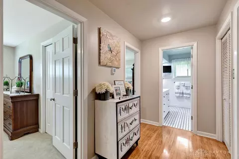 9718 Leacrest Rd, Cincinnati, OH 45215 photo 45