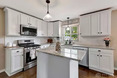 9718 Leacrest Rd, Cincinnati, OH 45215 photo 26