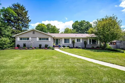 9718 Leacrest Rd, Cincinnati, OH 45215 photo 8