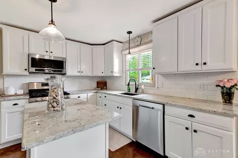 9718 Leacrest Rd, Cincinnati, OH 45215 photo 25