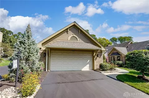 673 Renolda Woods Ct, Kettering, OH 45429 photo 2